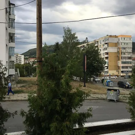 Лайф فندق